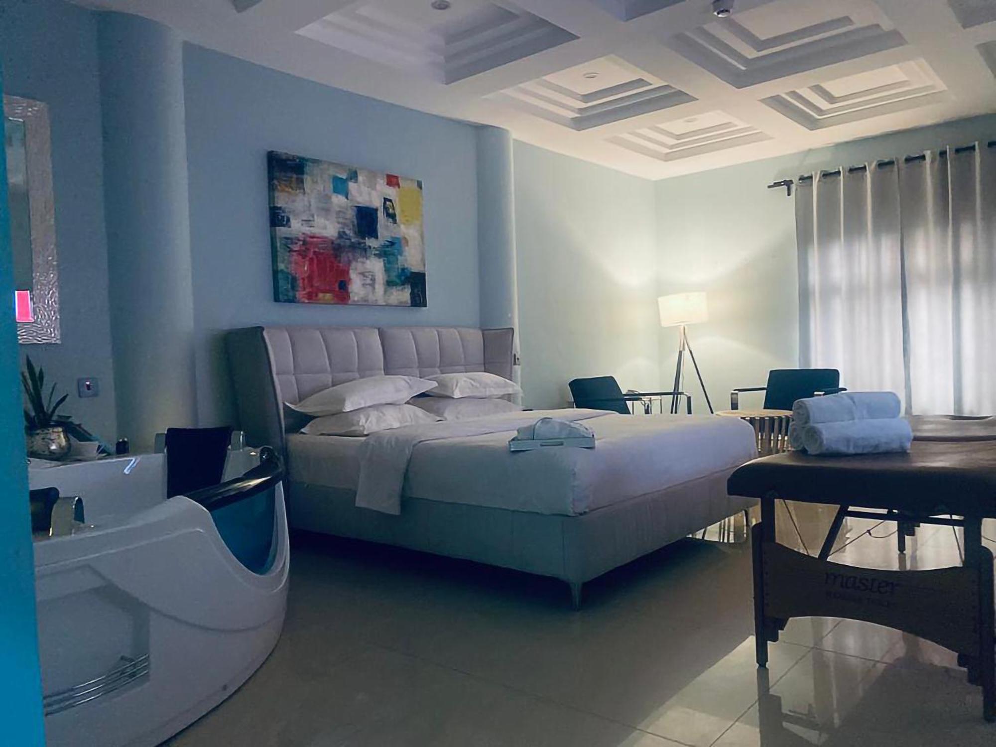 Muse Boutique Hotel Enugu Ngoại thất bức ảnh